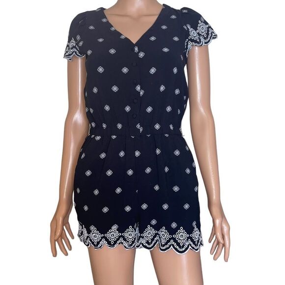 Loft Embroidered Trim Romper Black and White Eyelet scalloped edge SZ XXS - Picture 2 of 11